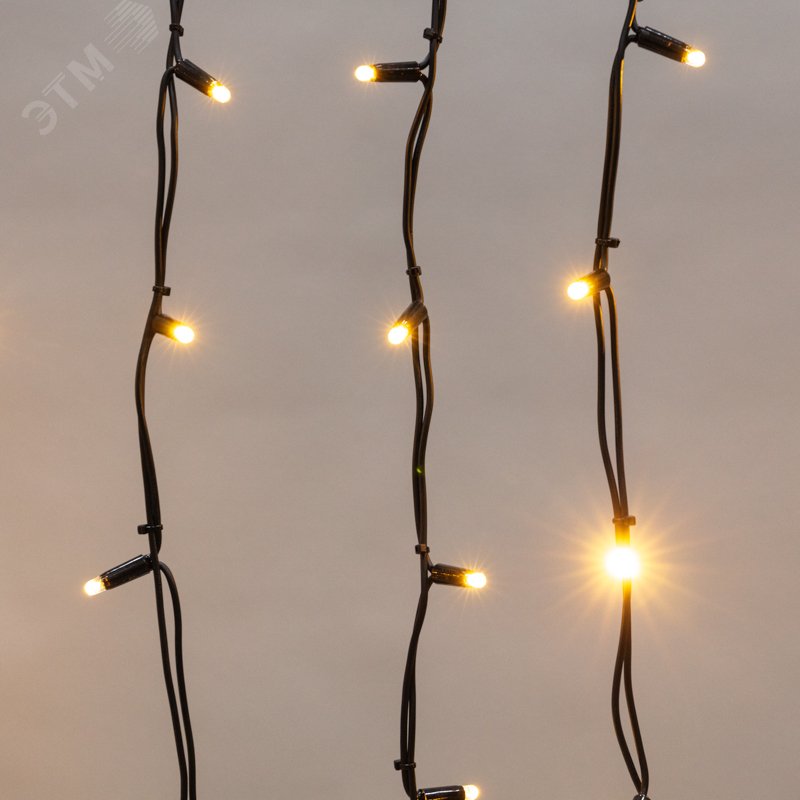 Гирлянда Айсикл Бахрома светодиодная 5х0,7 м, 152 LED, черный провод каучук, теплое белое свечение