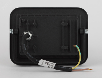 Прожектор светодиодный ДО-20W LPR-061-0-65K-020 20Вт 1900Лм 6500К PRO 135x100x28