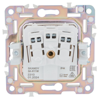 SKANDY Розетка 1-местная с заземлением с защитными шторками и крышкой 16А IP44 SK-R11W арктический белый IEK