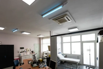 LINEAR HOUSING 440 1xTUBE UVC 604*75*54 настенн/обр. СЕНСОР (под лампу TIBERA 15Вт) - Бактерицидный облучатель LEDVANCE