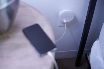 Ночник в розетку | с двумя разъёмами USB-A для подзарядки гаджетов | - LEDVANCE LUNETTA