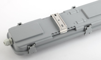 Светильник светодиодный под лампу Т8 SPP-101-0-002-060 Св-к IP65 T8 G13 600мм (8/240)