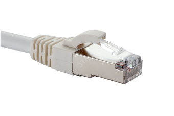 Шнур коммутационный категории 6 F/UTP LSZH T568B белый (1.5м)